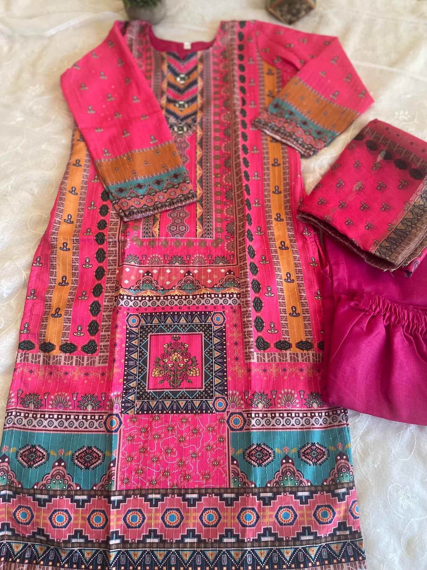 Pakistani Suit