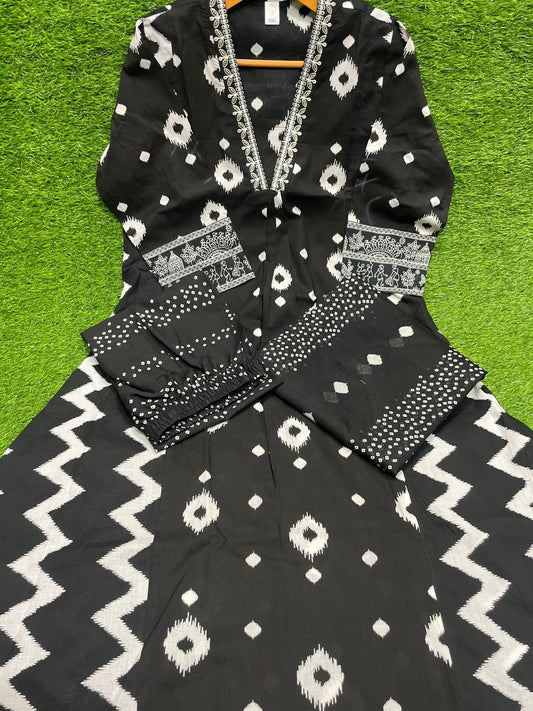Black kurti